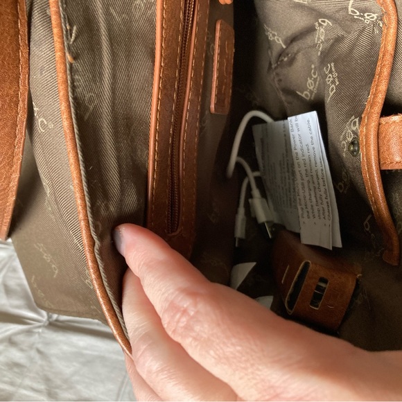 B.O.C. Vegan/faux leather shoulder saddle bag - Picture 3 of 14